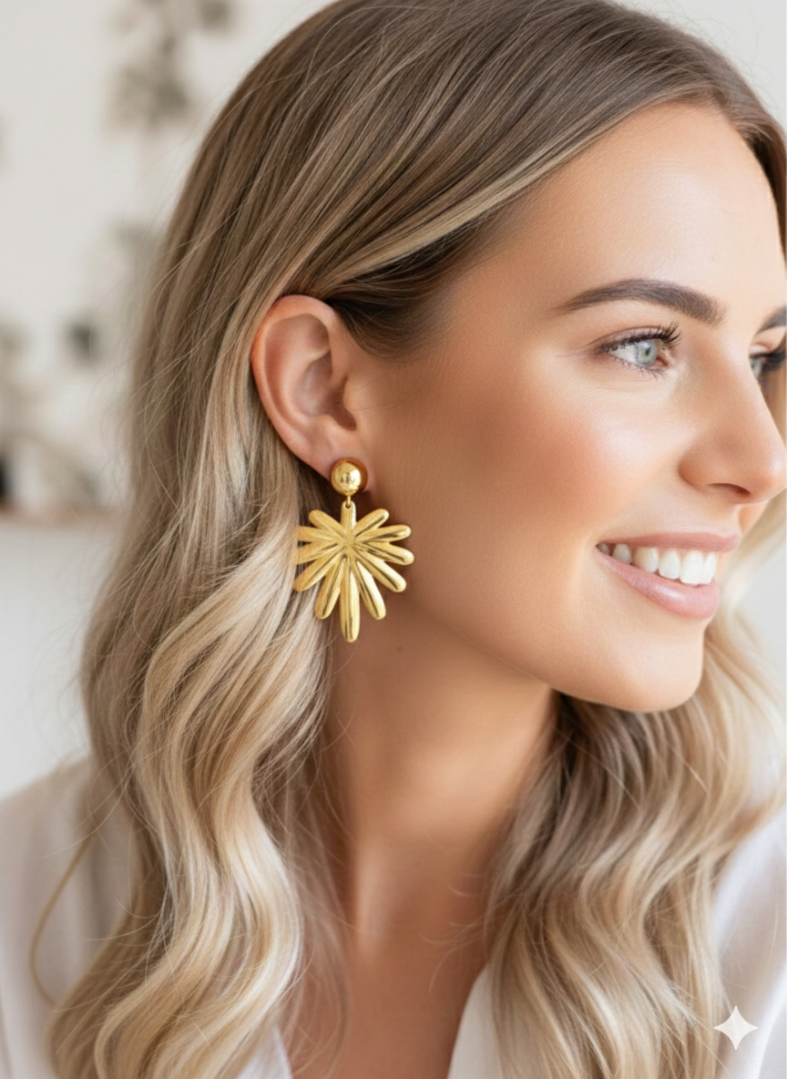 Signature Palm Post Earrings- Large